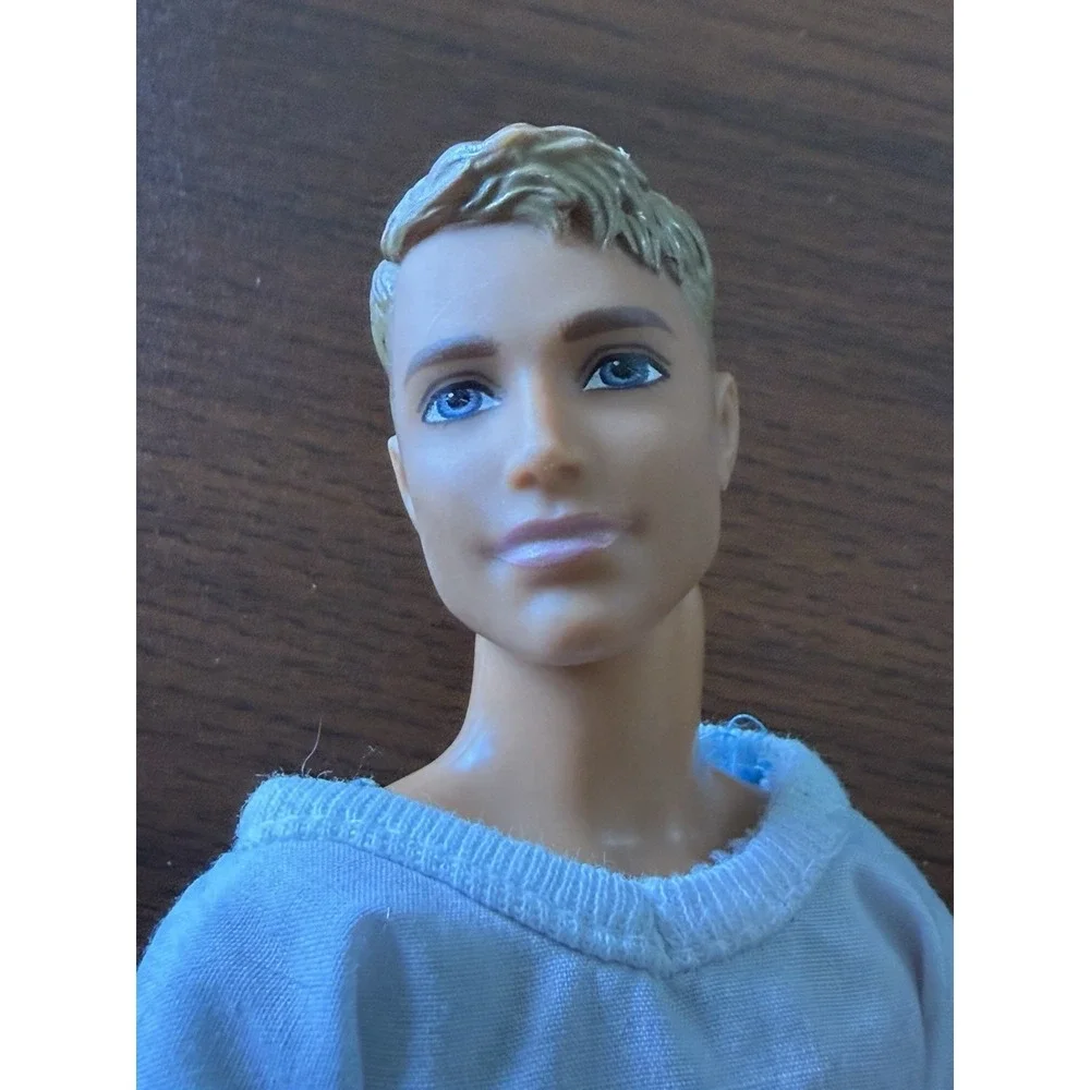 Mattel Ken Doll 2017 With Retro Neon Outfit‎ Tan Skin